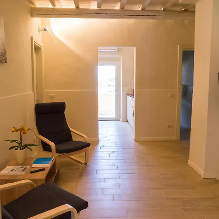 La Nicchia Di Niccolo Apartment *